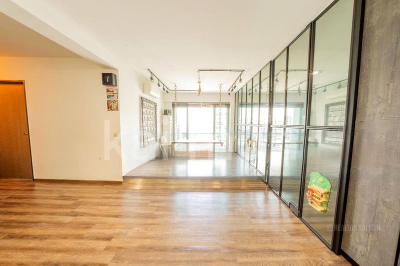 Premium HDB for Sale in  682A Edgedale Plains - Image 15